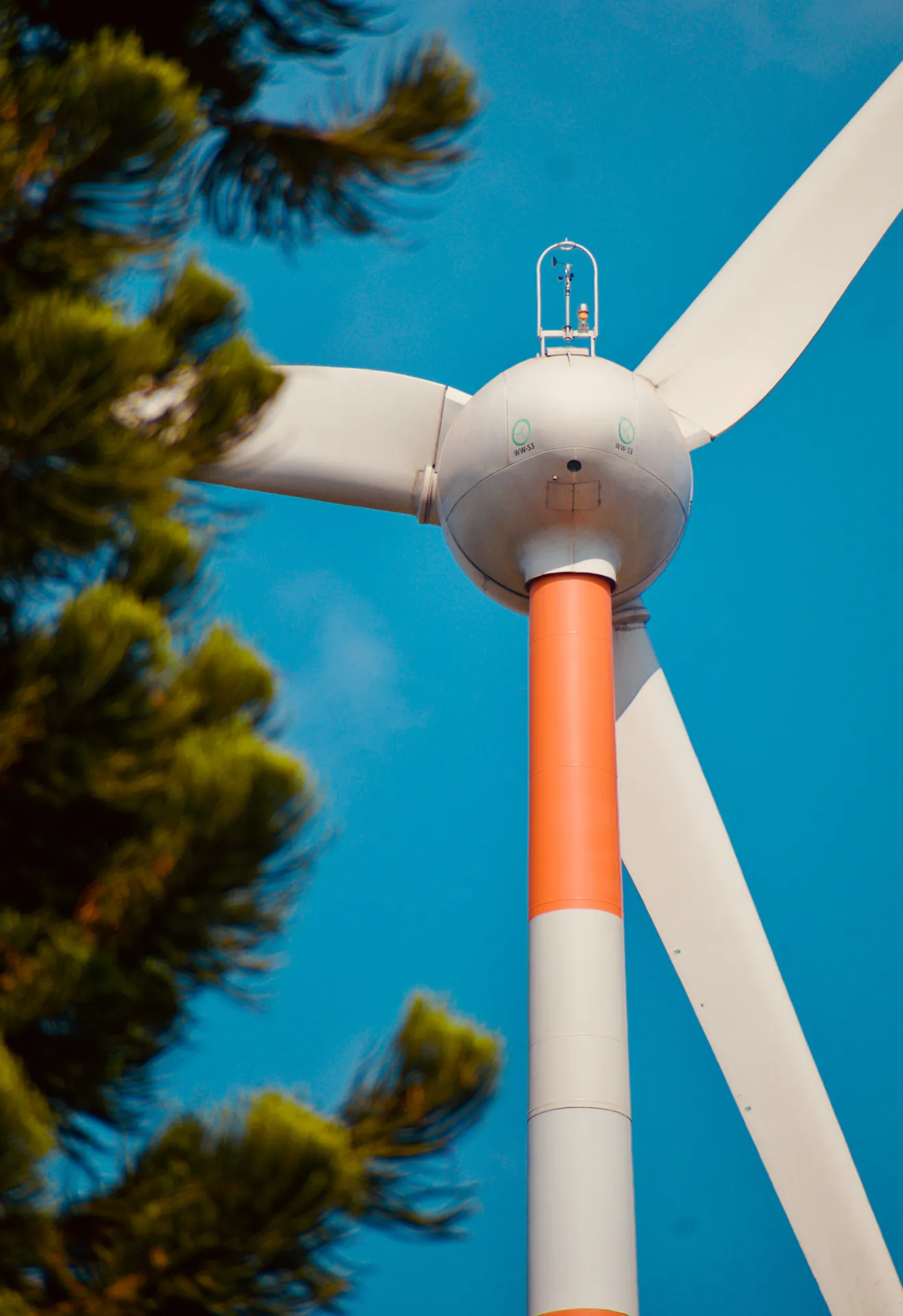 Rotor blade of a wind turbine in detail - technical implementation by ENACOM